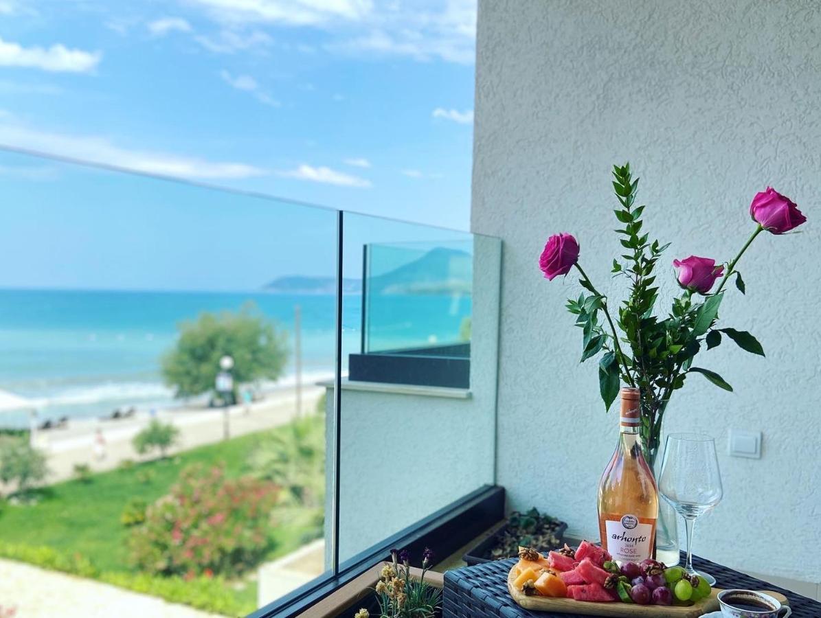 Apartments Kuce Lekovica Beach & Snack Bar- Bistro المظهر الخارجي الصورة