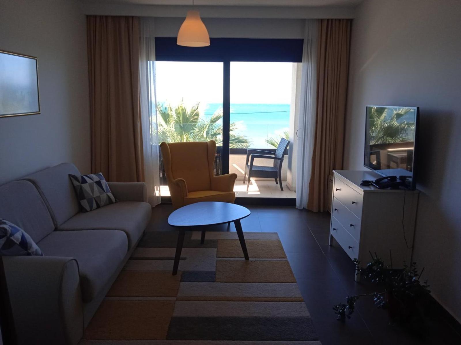 Apartments Kuce Lekovica Beach & Snack Bar- Bistro الغرفة الصورة