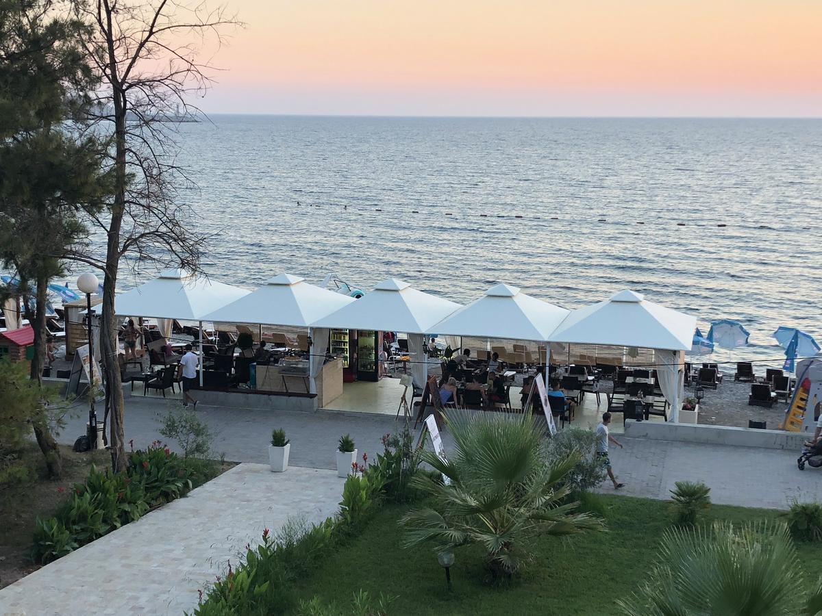 Apartments Kuce Lekovica Beach & Snack Bar- Bistro المظهر الخارجي الصورة